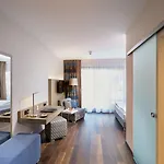 Schloss Reinach 4* Freiburg im Breisgau