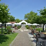 Otel Schloss Reinach Freiburg im Breisgau