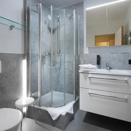 Schloss Reinach Hotel Freiburg im Breisgau