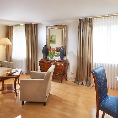 Schloss Reinach 4*