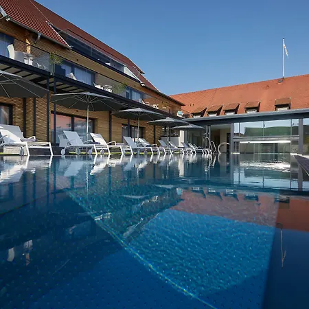 Schloss Reinach Otel Freiburg im Breisgau