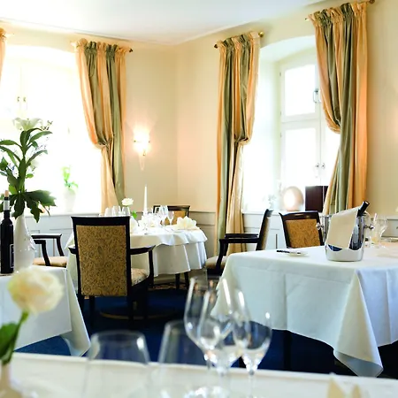 Schloss Reinach 4*