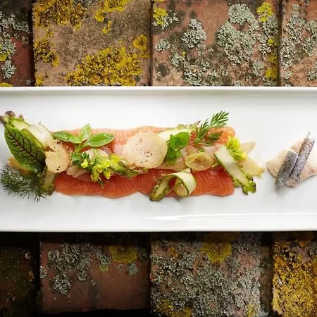 Hotel Schloss Reinach 4*