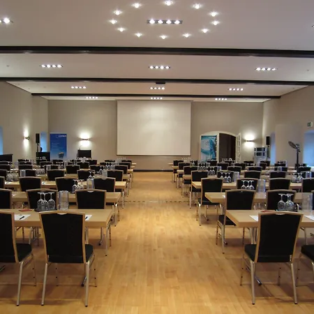 Otel Schloss Reinach