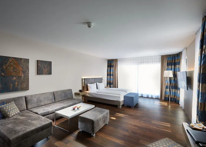 Schloss Reinach Отель Фрайбург