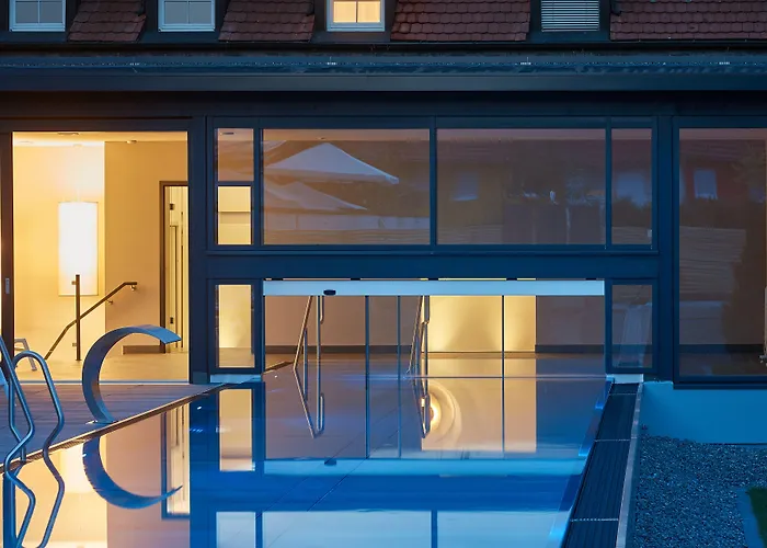 Отель Schloss Reinach Фрайбург