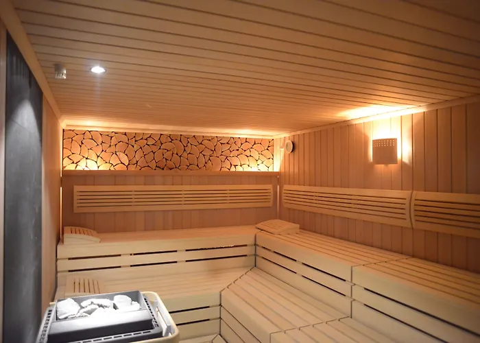 Отель Schloss Reinach Фрайбург