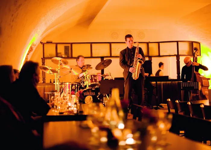 Schloss Reinach Отель 4*