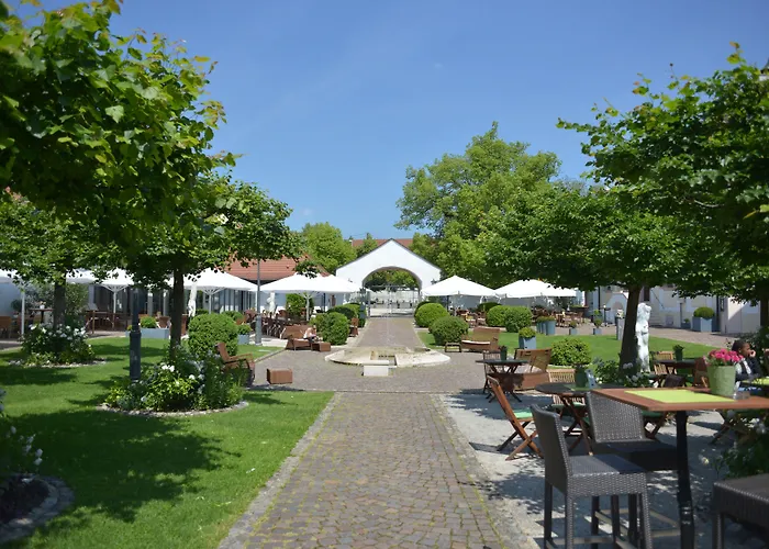 Отель Schloss Reinach Фрайбург