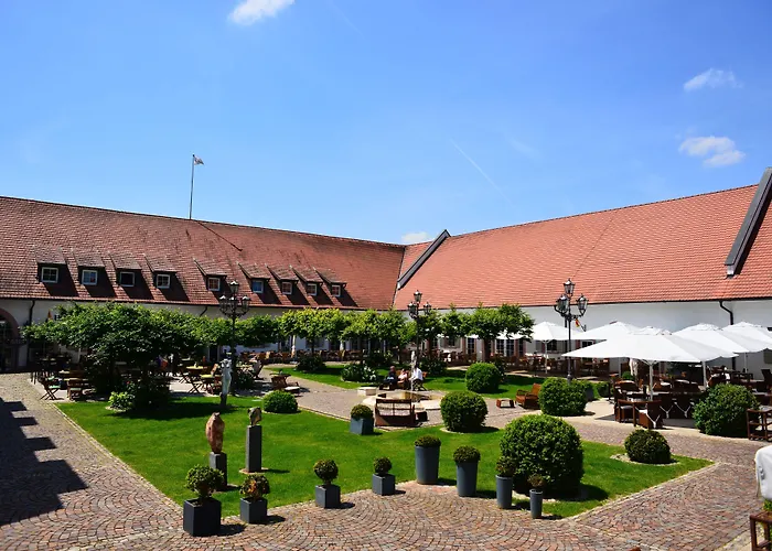 Отель Schloss Reinach 4*