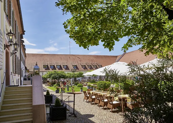 Schloss Reinach Отель Фрайбург